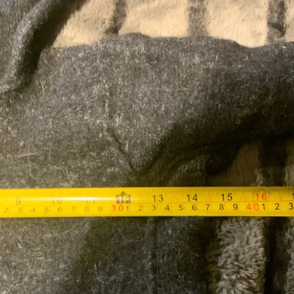 #456 “PAKA” 65% Alpaca Charcoal Gray Hooded Sweater - Picture 5 of 7